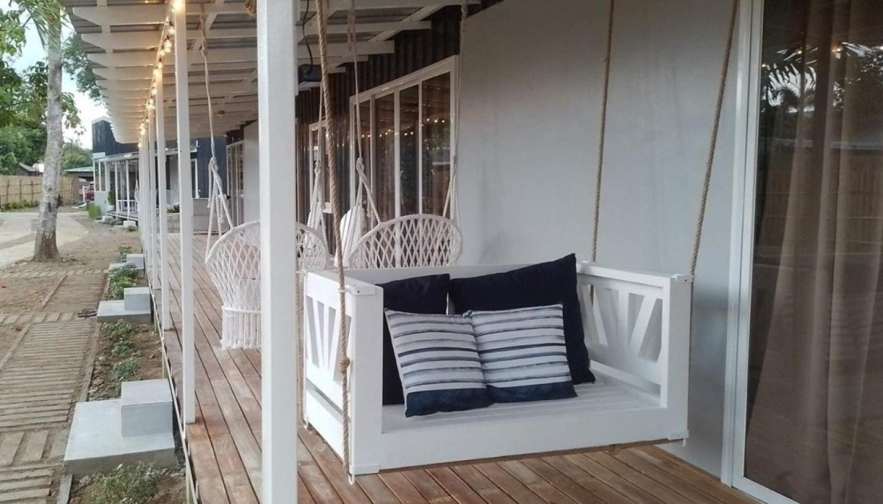 Angels Bed And Breakfast Sipalay City By Reddoorz Esterno foto